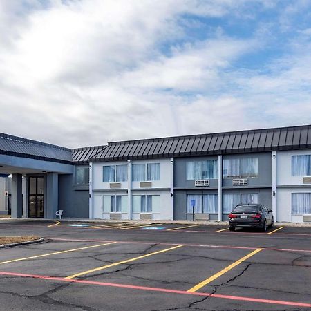 Quality Inn & Suites Салфер-Спрингс Экстерьер фото