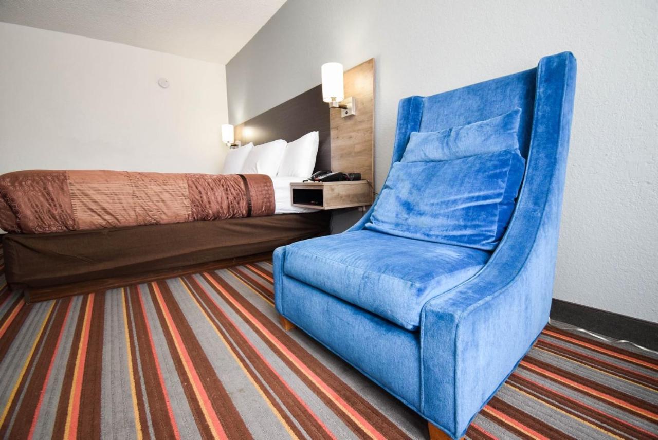 Quality Inn & Suites Салфер-Спрингс Экстерьер фото