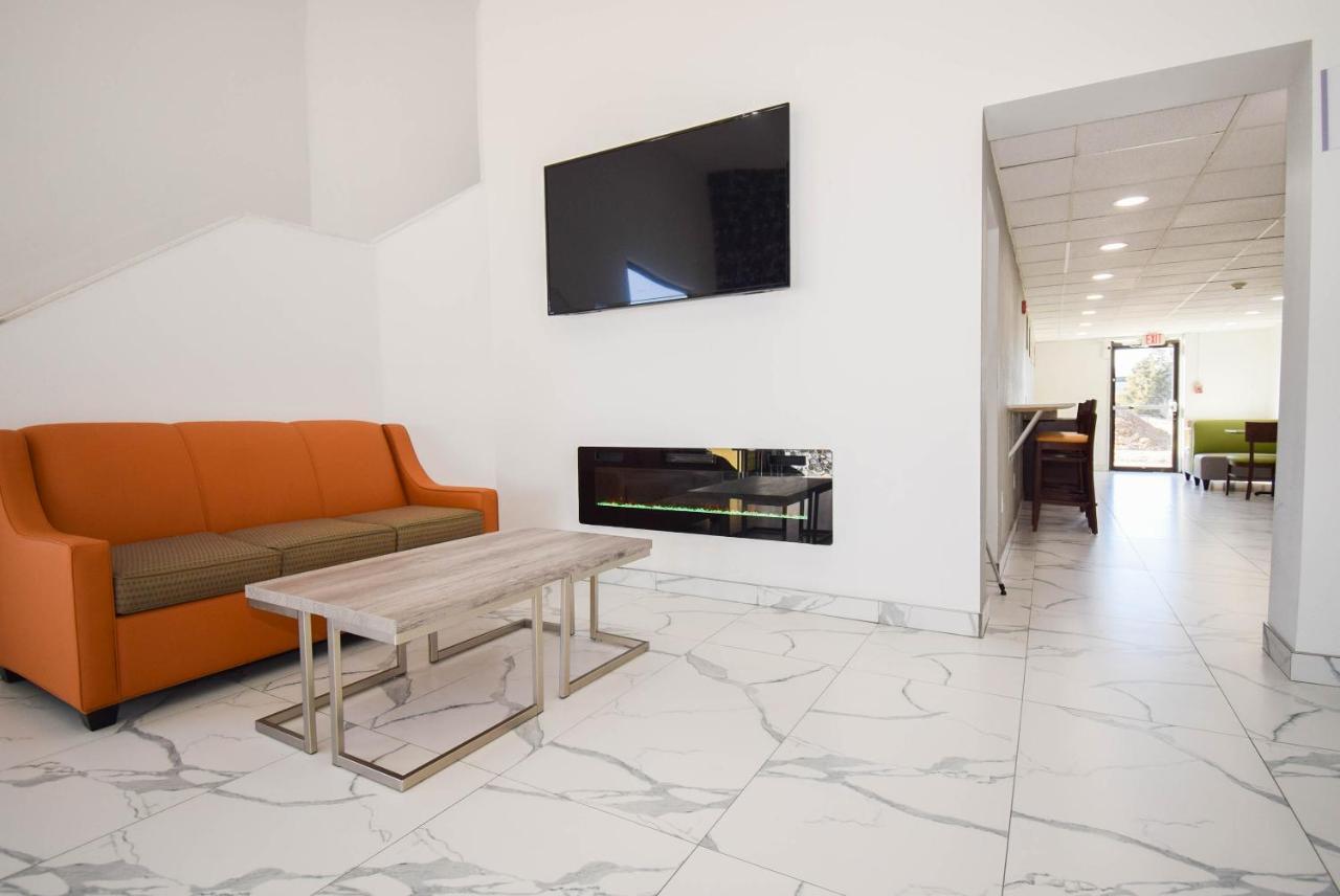 Quality Inn & Suites Салфер-Спрингс Экстерьер фото
