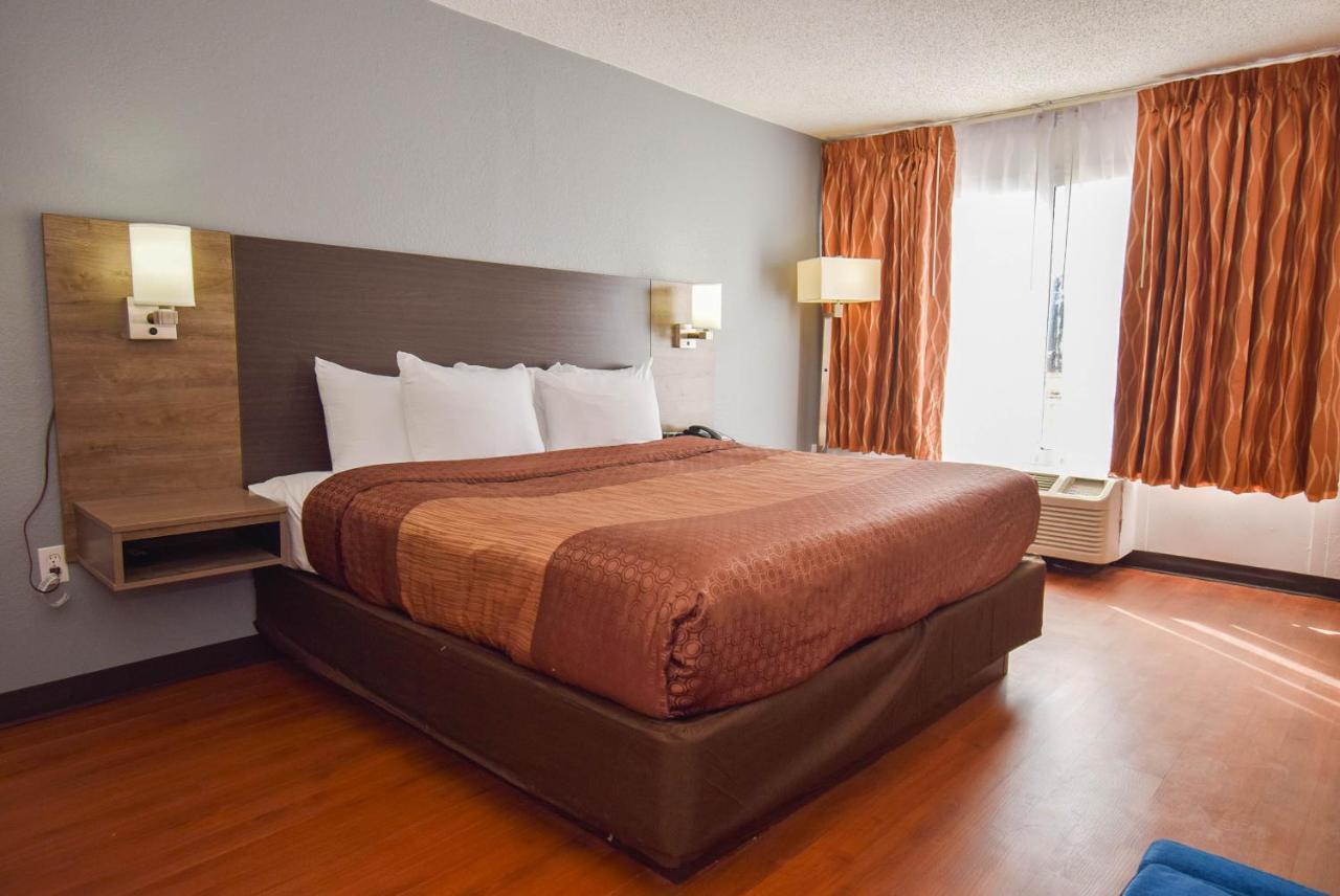 Quality Inn & Suites Салфер-Спрингс Экстерьер фото