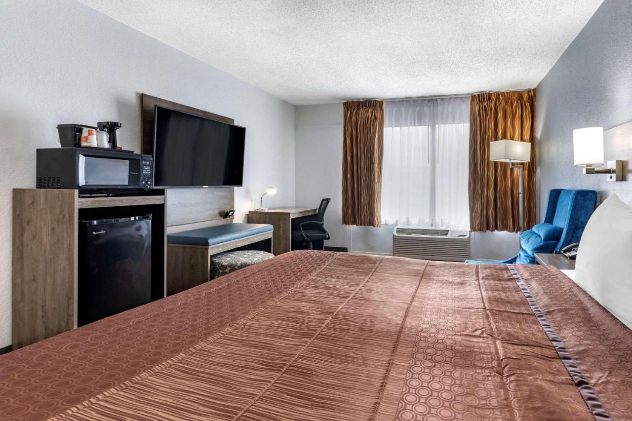 Quality Inn & Suites Салфер-Спрингс Экстерьер фото