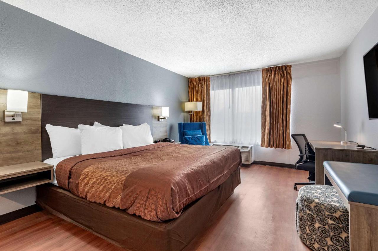 Quality Inn & Suites Салфер-Спрингс Экстерьер фото